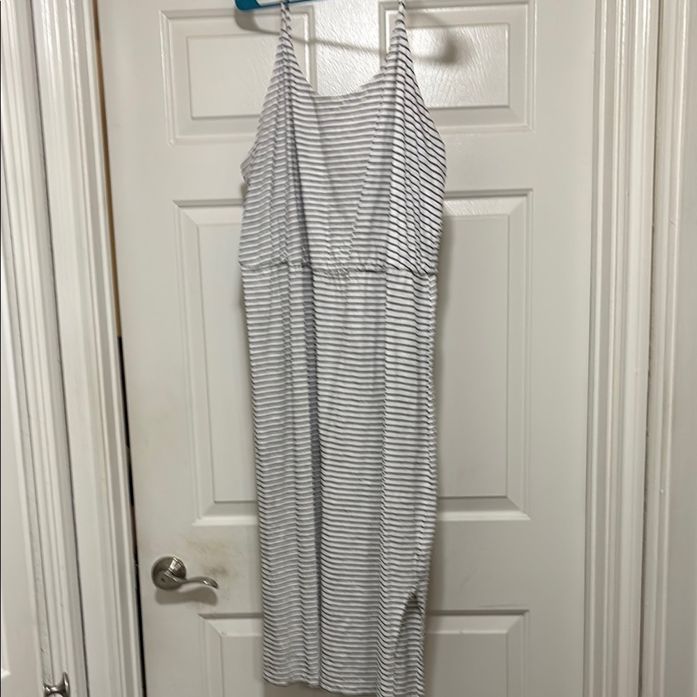 Old Navy Striped Black and White Midi Dress